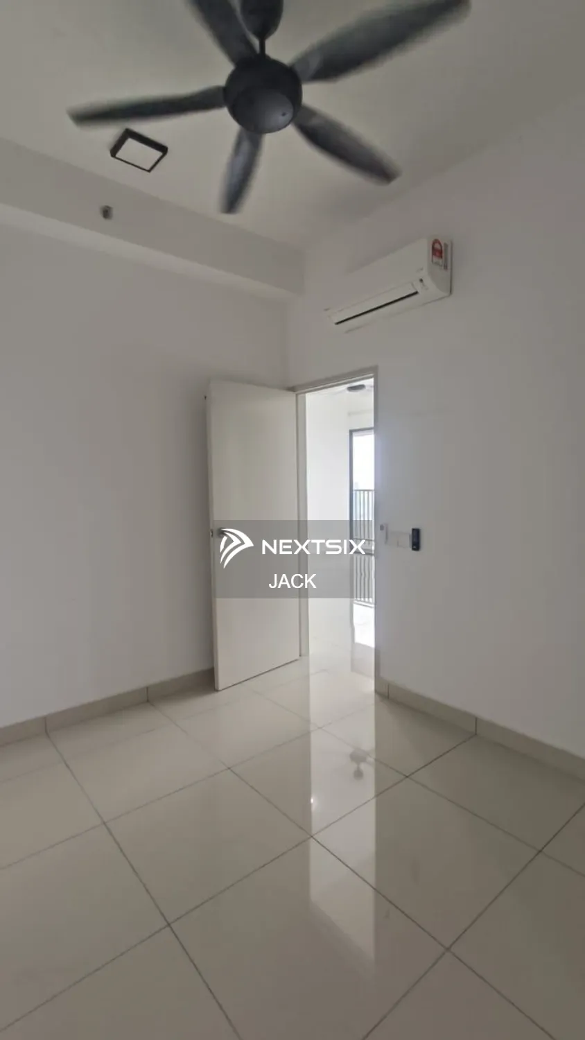 Serviced Residence For Rent in Setia Alam Selangor - Image 11