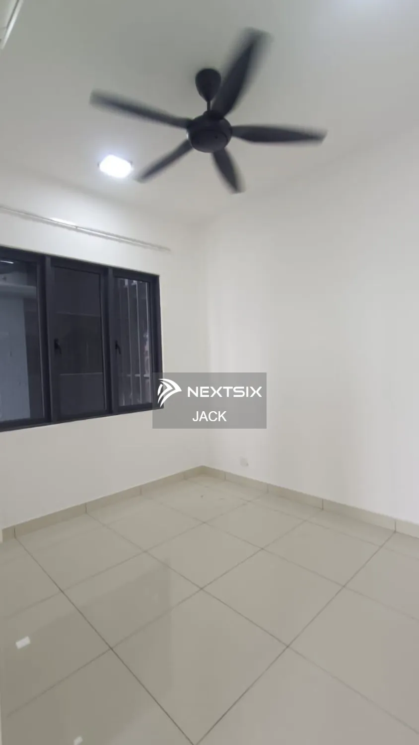 Serviced Residence For Rent in Setia Alam Selangor - Image 12