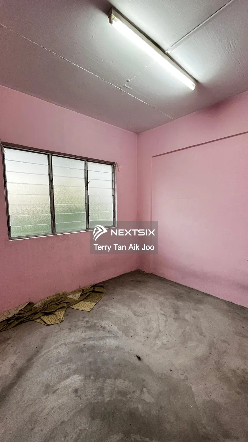 Flat For Sale in Skudai Johor - Image 5