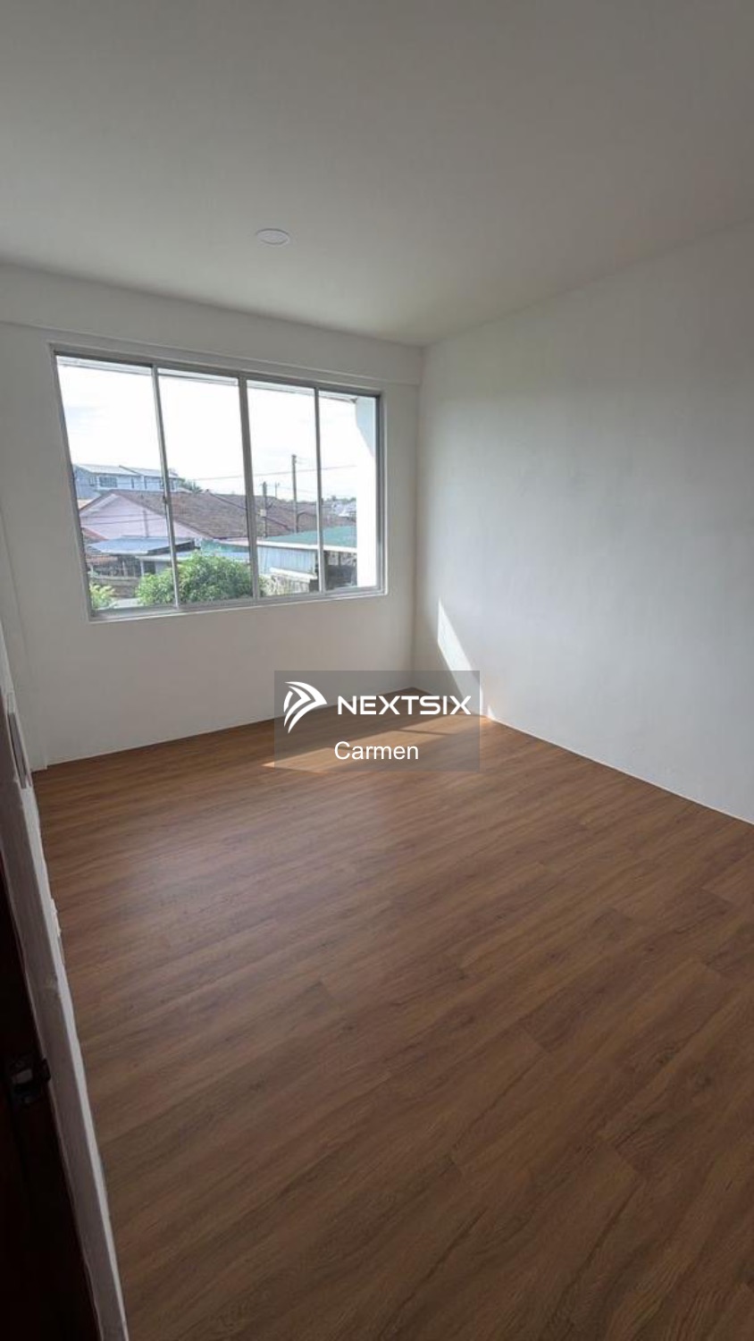 2-sty Terrace/Link House For Sale in Kuching Sarawak - Image 7