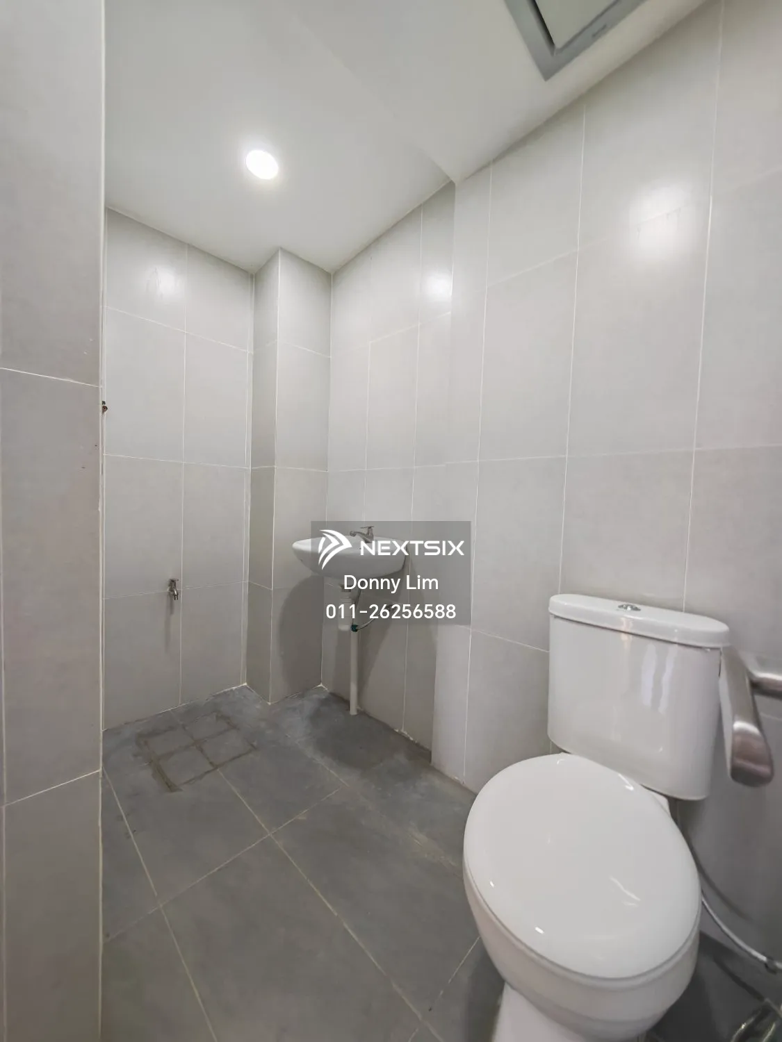 1-sty Terrace/Link House For Sale in Kuching Sarawak - Image 8