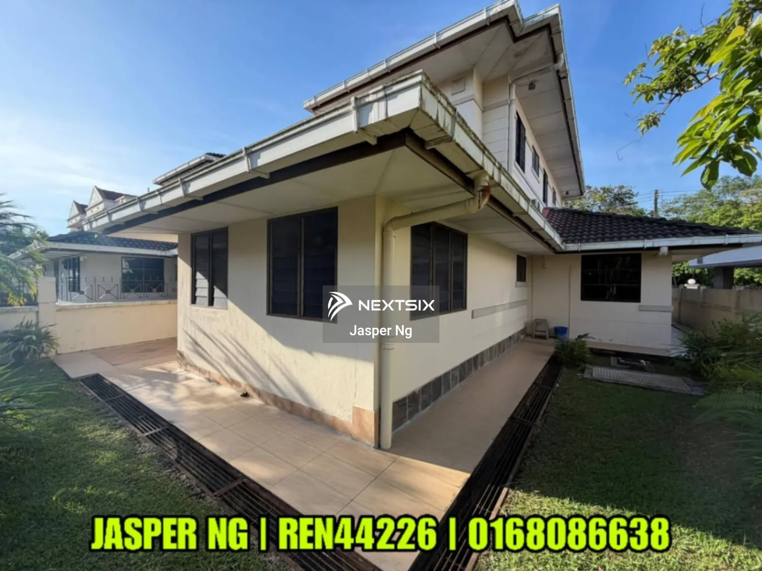 Semi-detached House For Sale in Kuching Sarawak - Image 10