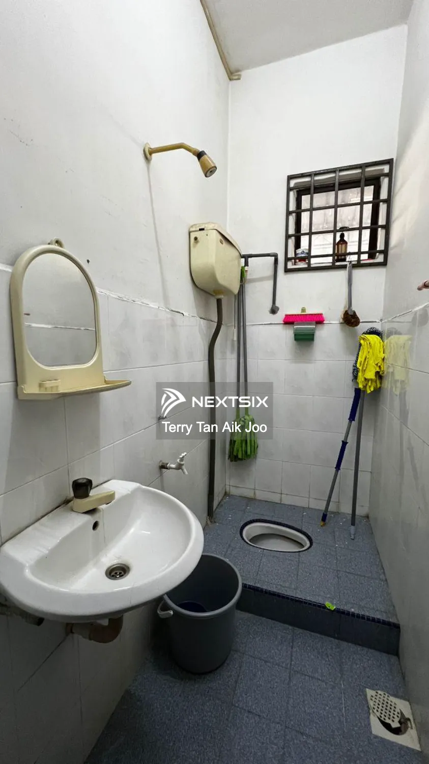 2-sty Terrace/Link House For Sale in Kulai Johor - Image 10