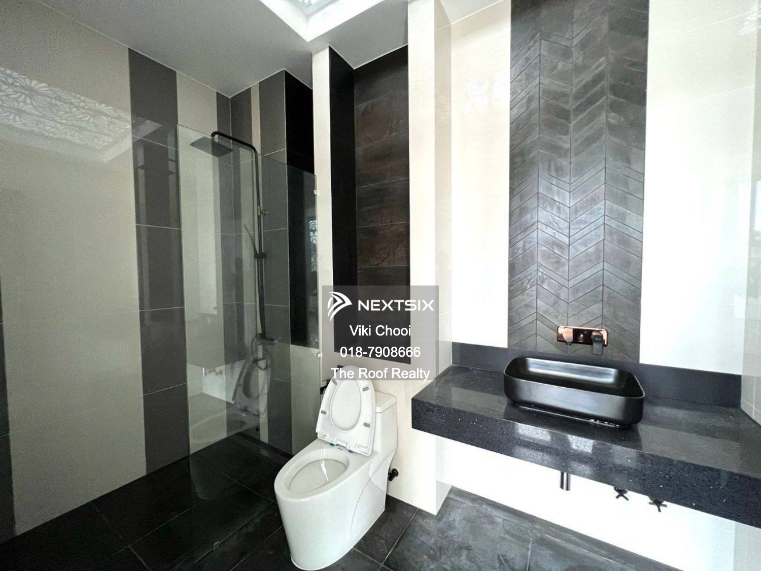 Semi-detached House For Sale in Setia Tropika Johor - Image 17