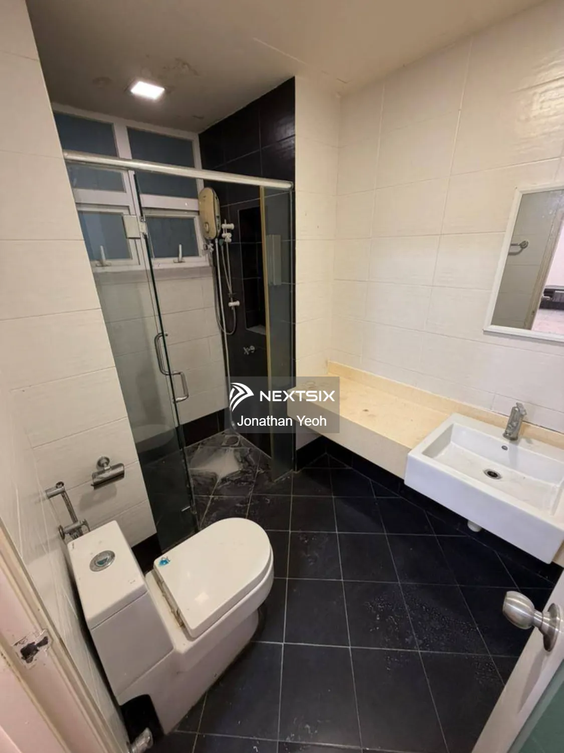 Serviced Residence For Rent in Taman Melawati Wilayah Persekutuan Kuala Lumpur - Image 13