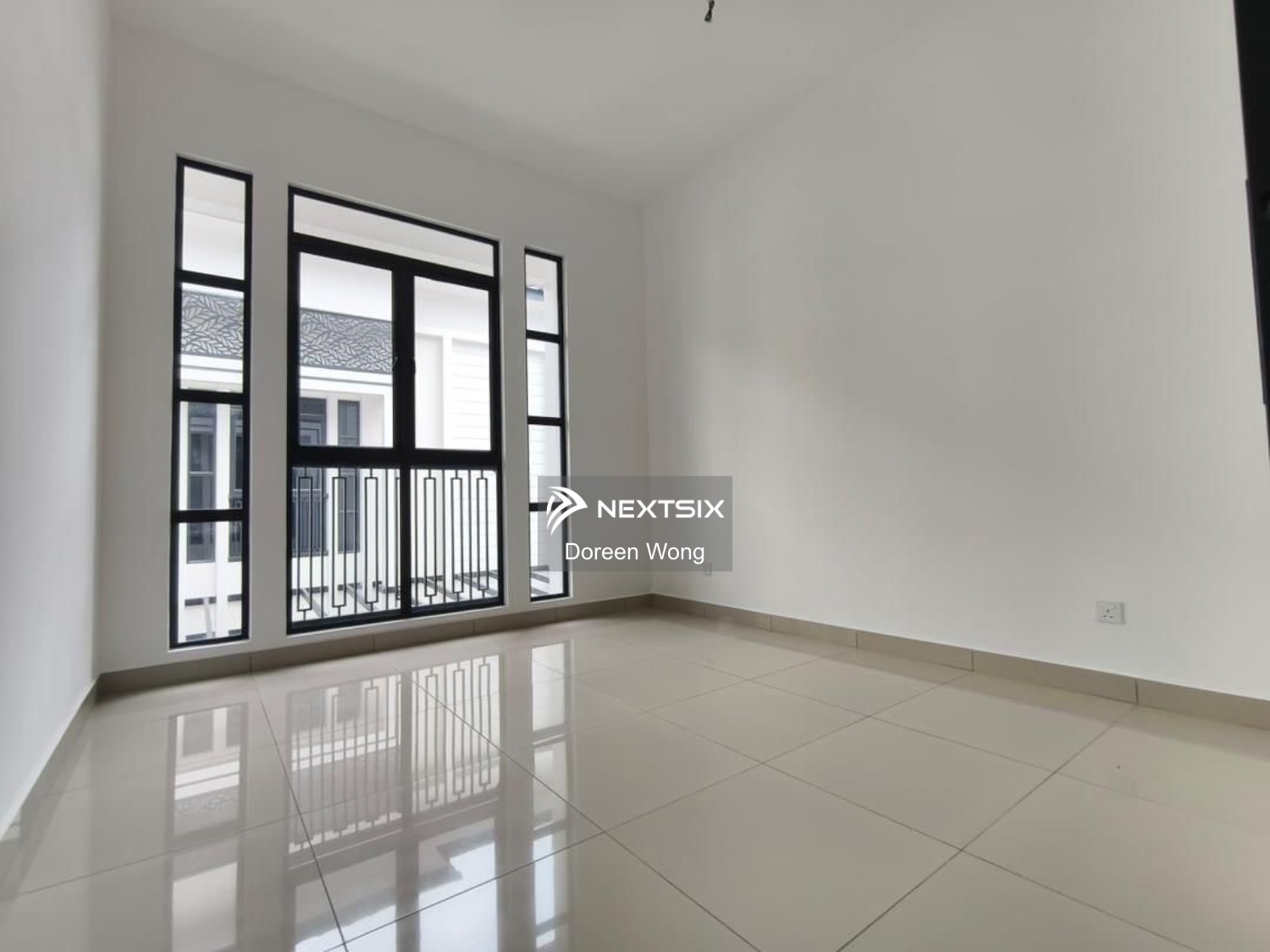 Cluster House For Sale in Setia Tropika Johor - Image 5