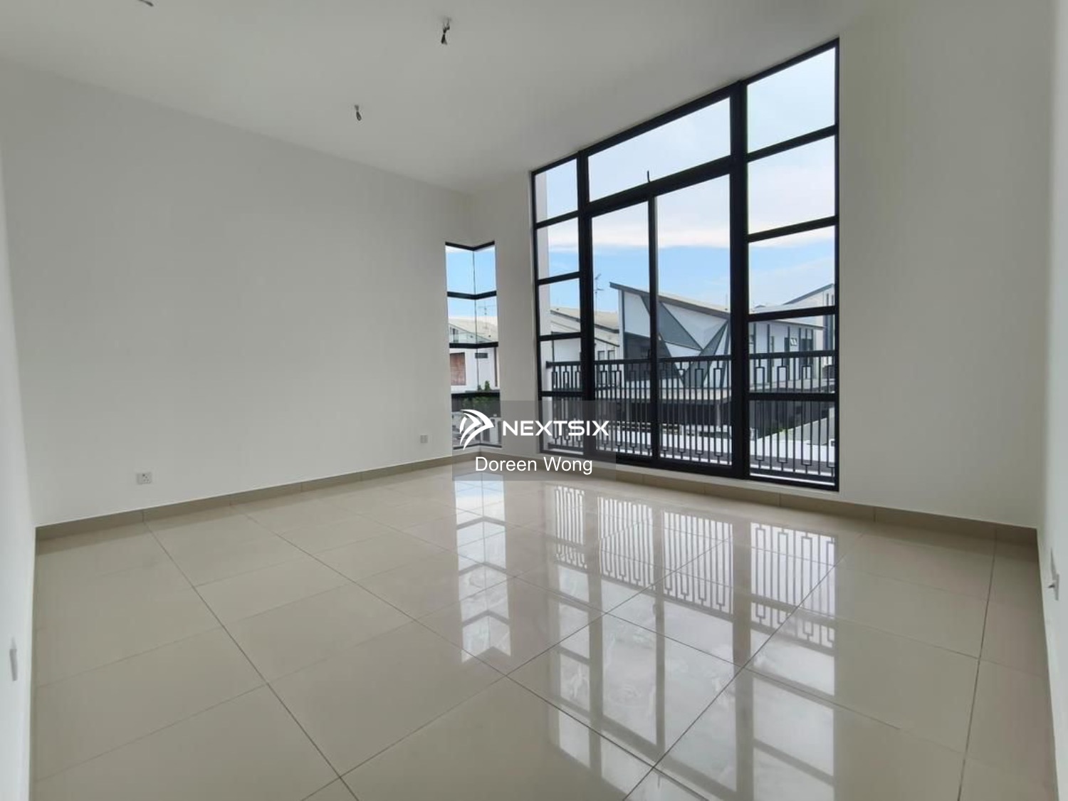 Cluster House For Sale in Setia Tropika Johor - Image 9