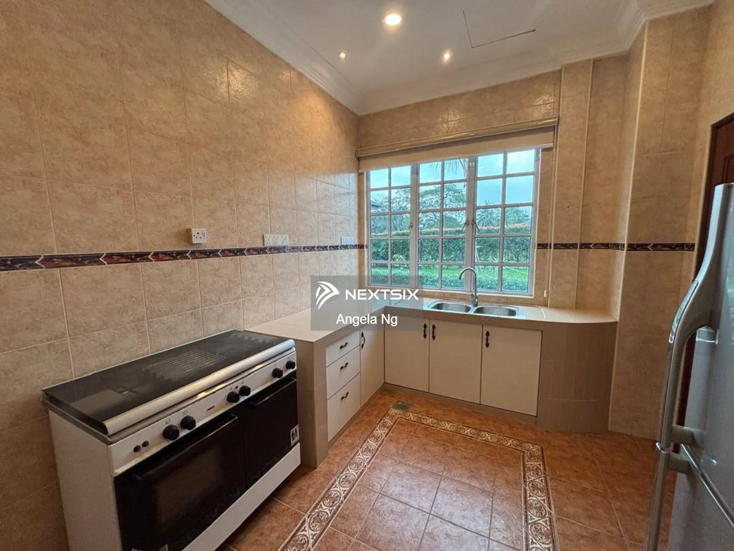 Bungalow For Sale in Gelang Patah Johor - Image 9