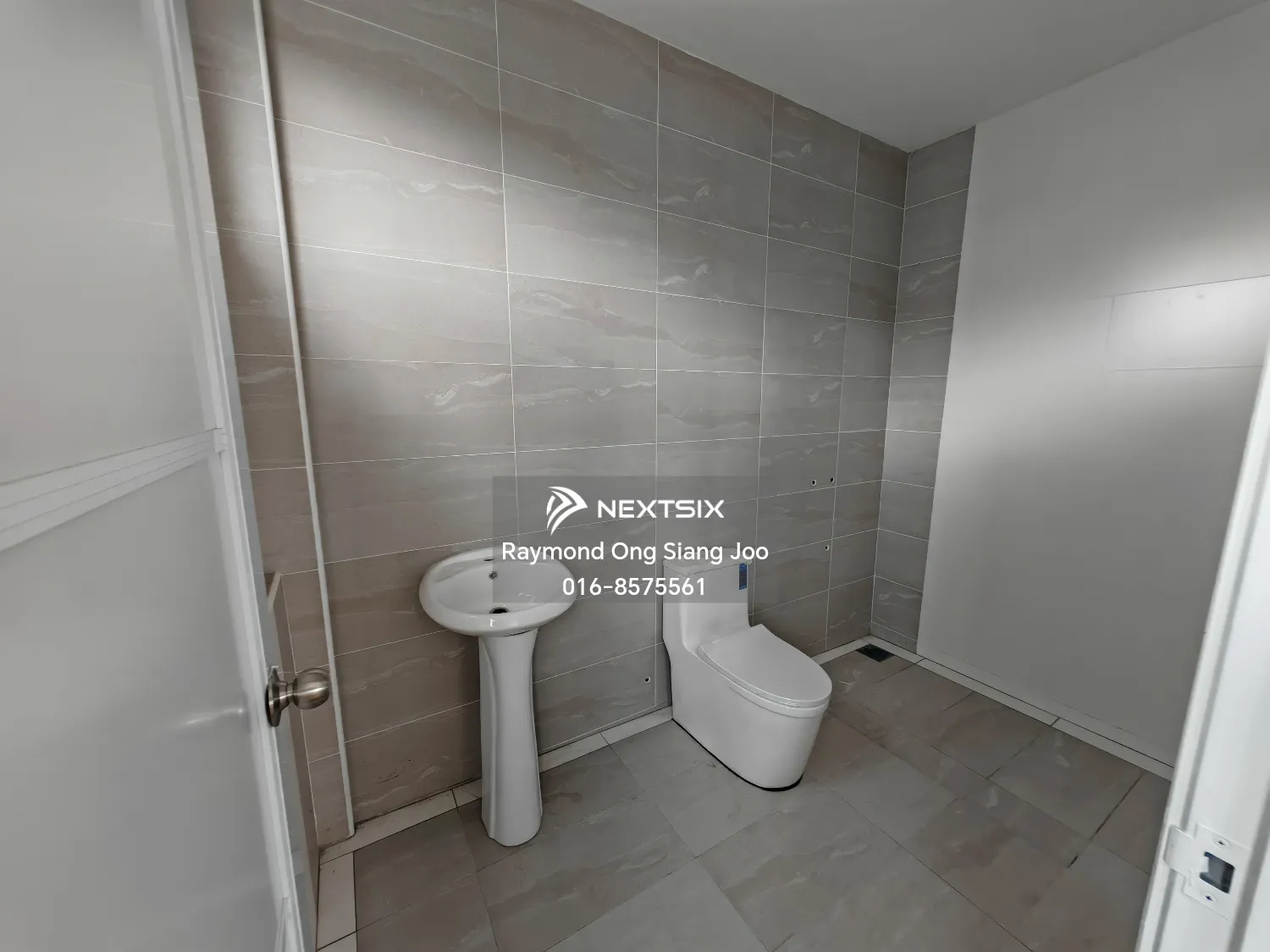 3 Storey Semi-detached Homes For Sale in Kuching Sarawak - Image 22