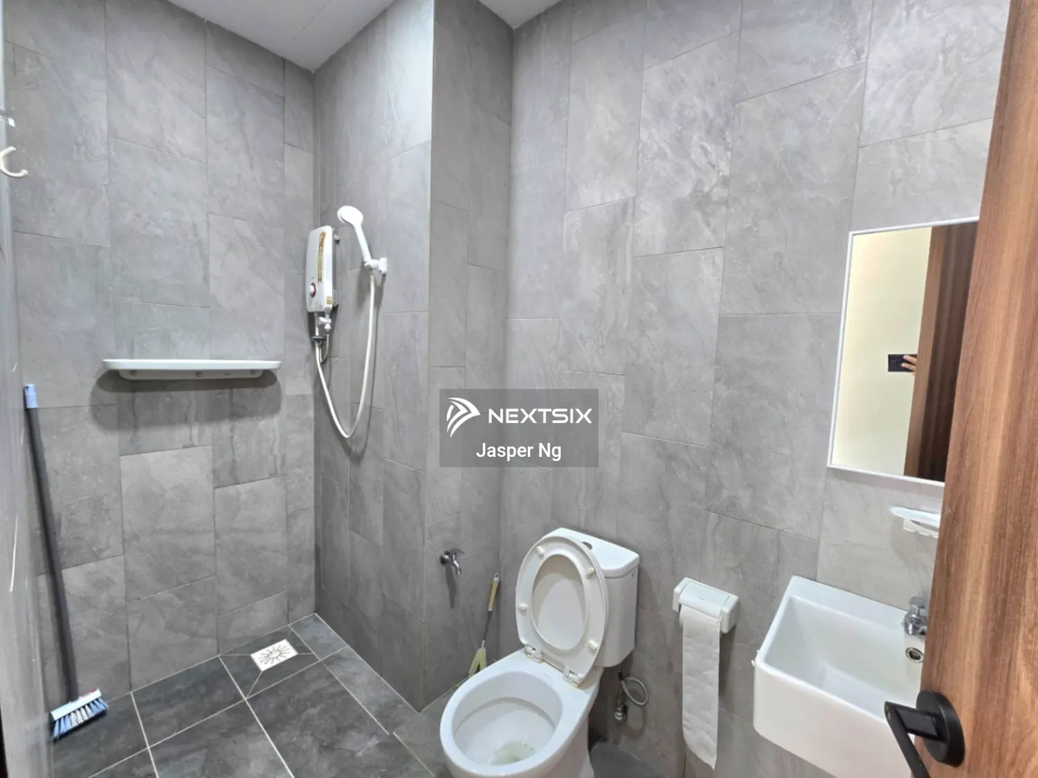 Apartment For Sale in Kuching Sarawak - Image 5