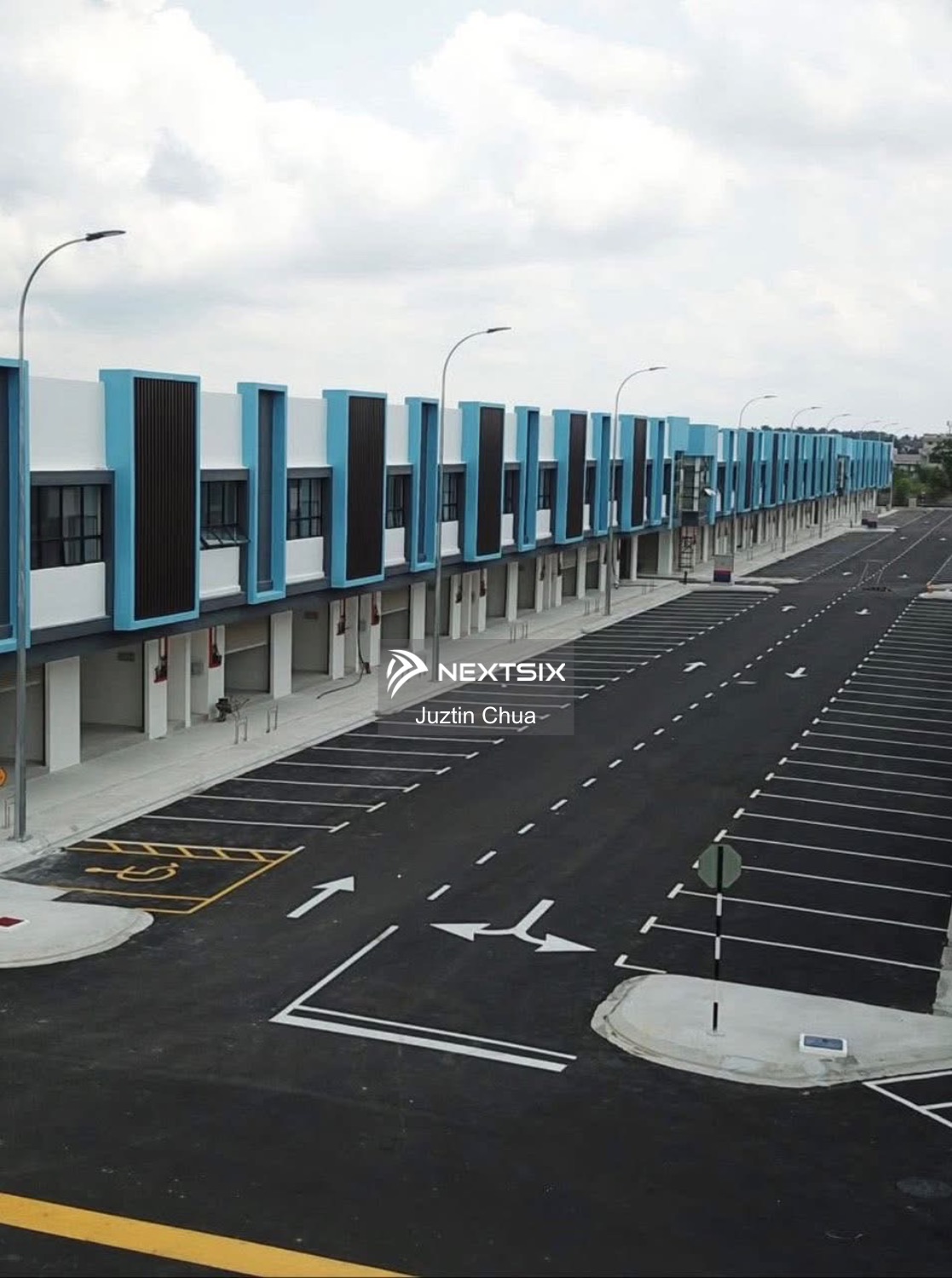 Shop For Sale in Pekan Nanas Johor