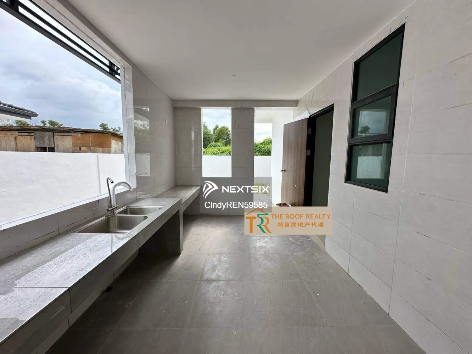 Semi-detached House For Sale in Miri Sarawak - Image 7