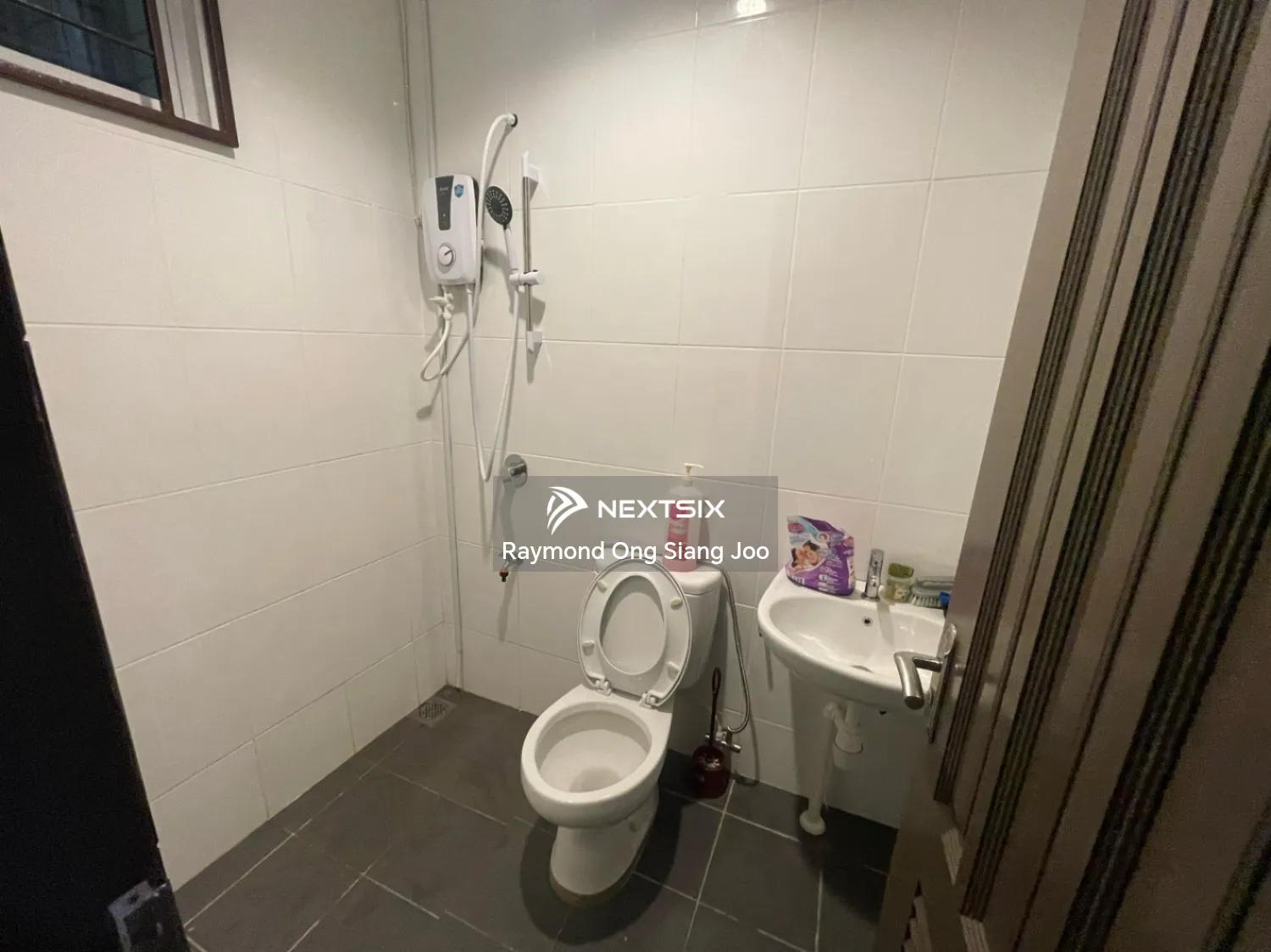2-sty Terrace/Link House For Sale in Kuching Sarawak - Image 11