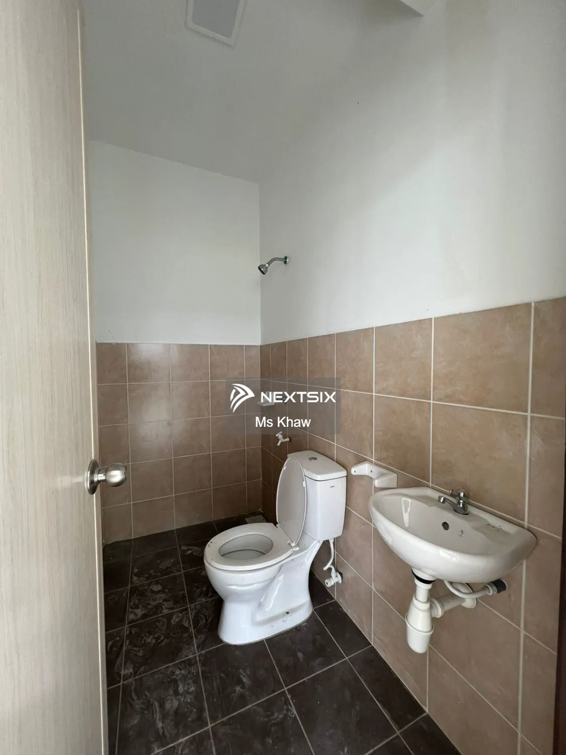 2.5-sty Terrace/Link House For Sale in Senai Johor - Image 5