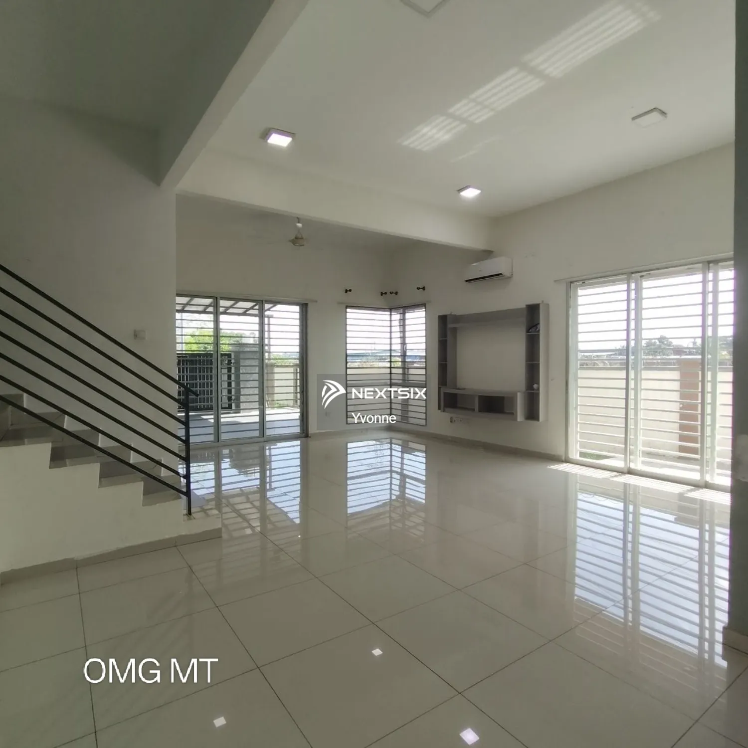 Semi-detached House For Rent in Klang Selangor