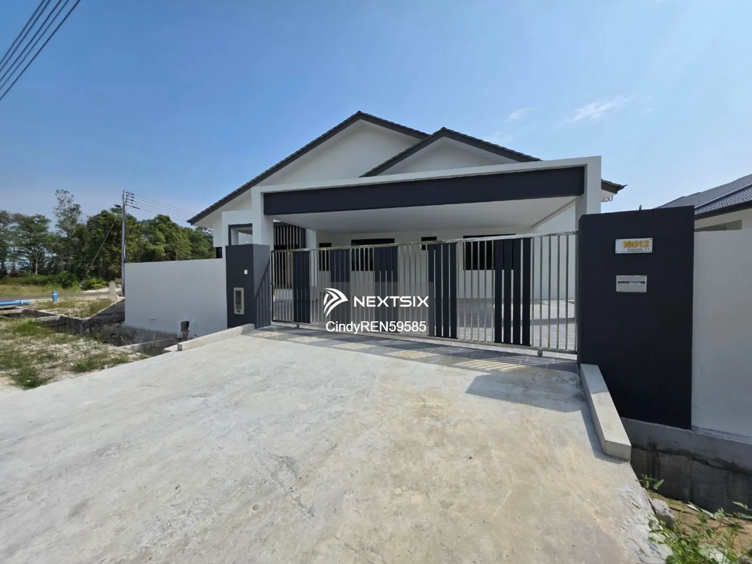 Semi-detached House For Sale in Miri Sarawak