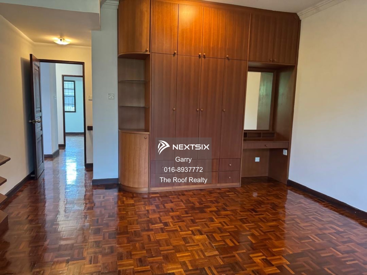 Semi-detached House For Sale in Kuching Sarawak - Image 9