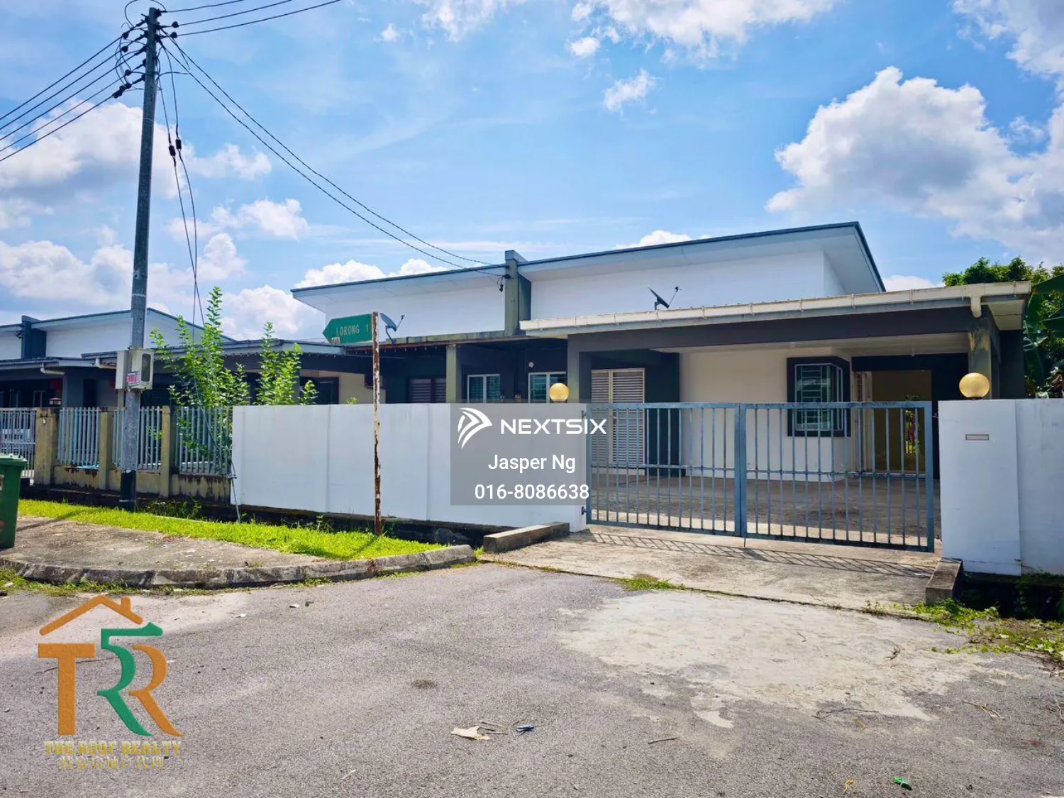 Semi-detached House For Sale in Kuching Sarawak