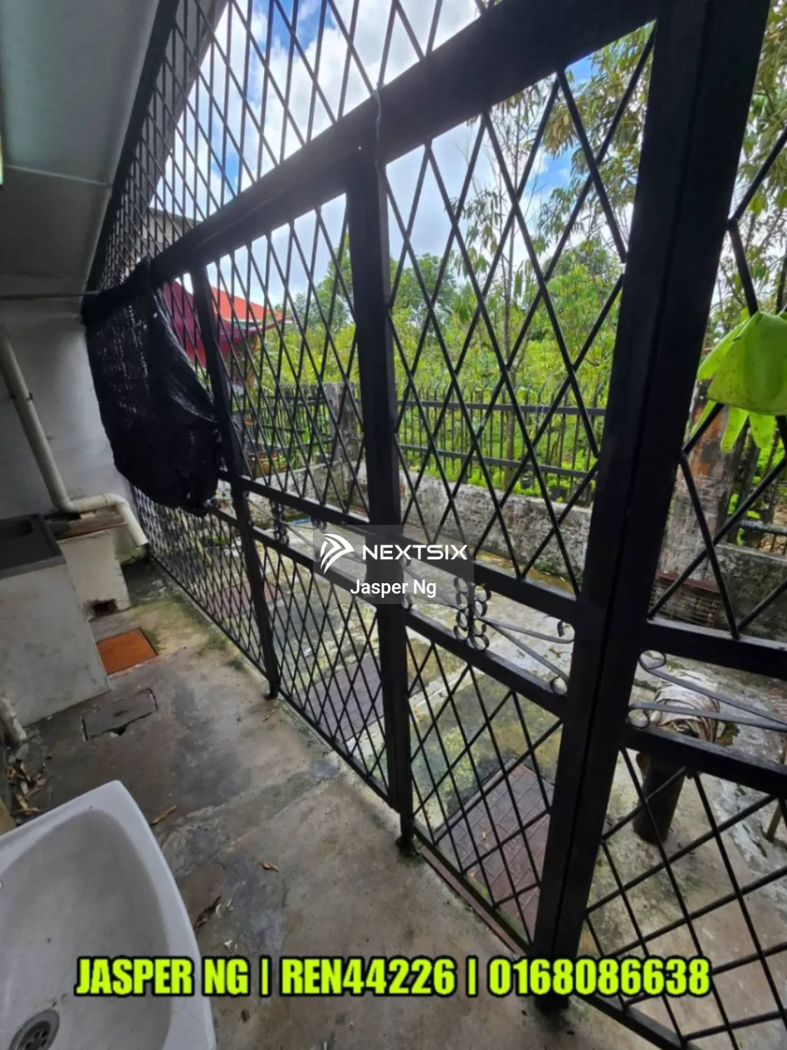 2-sty Terrace/Link House For Sale in Kuching Sarawak - Image 8