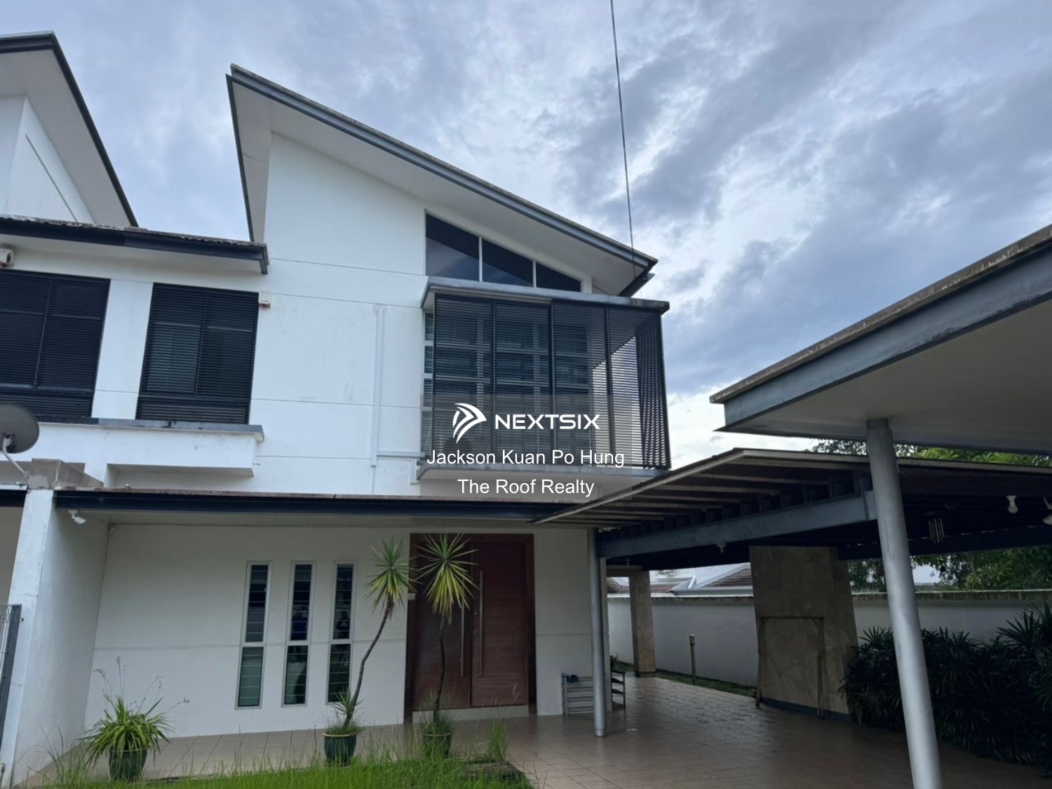 Semi-detached House For Sale in Kuching Sarawak