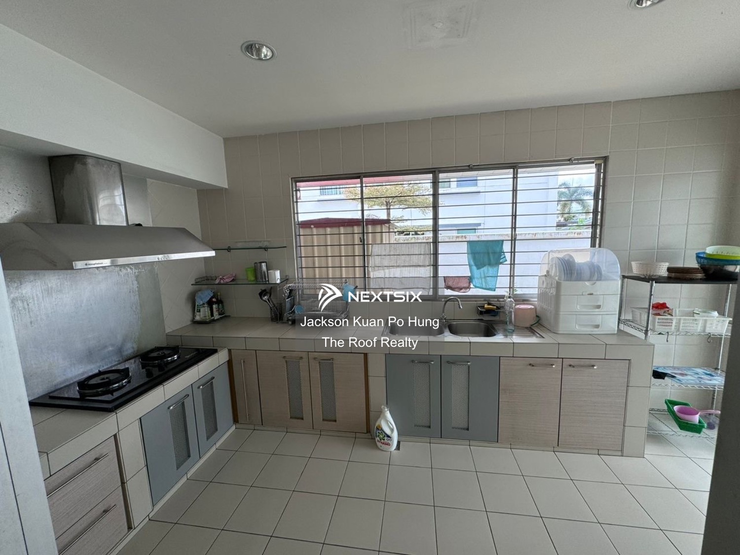 Semi-detached House For Sale in Kuching Sarawak - Image 10