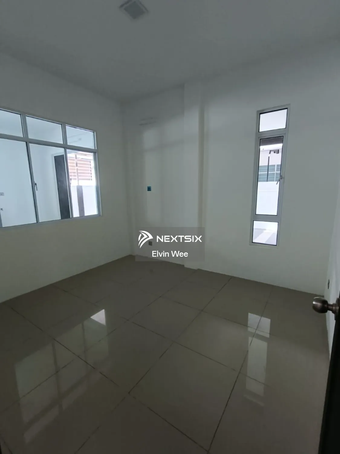 Semi-detached House For Sale in Kota Samarahan Sarawak - Image 7