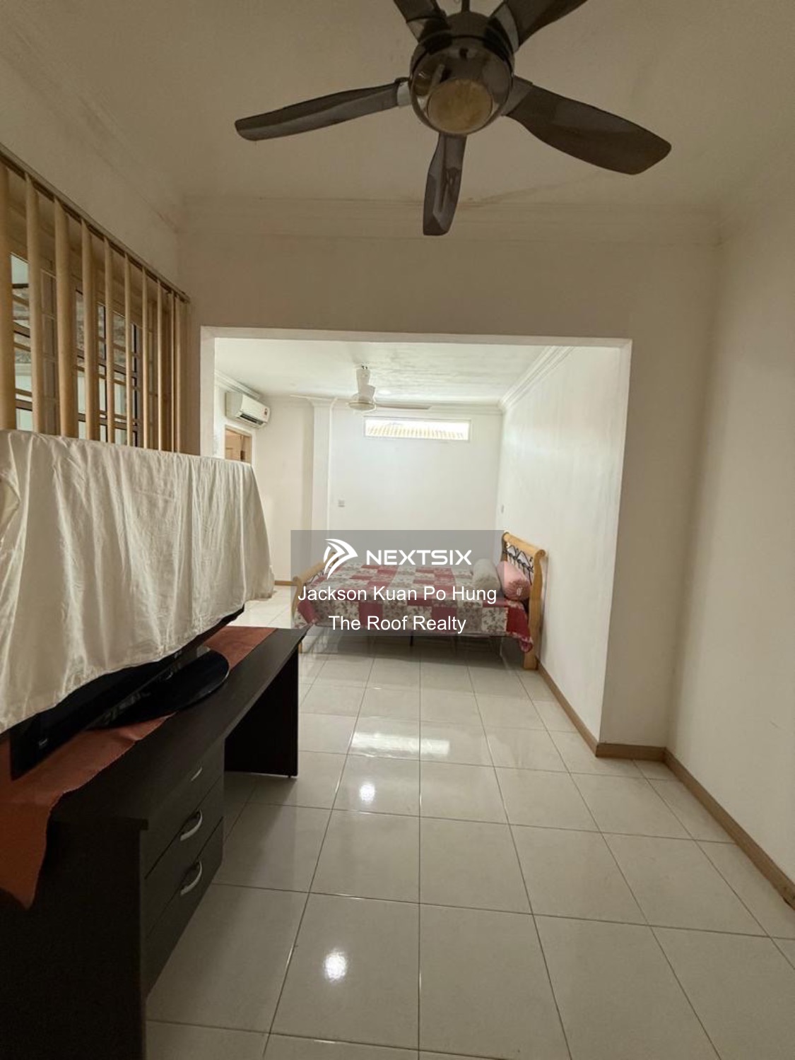 Semi-detached House For Sale in Kota Samarahan Sarawak - Image 7