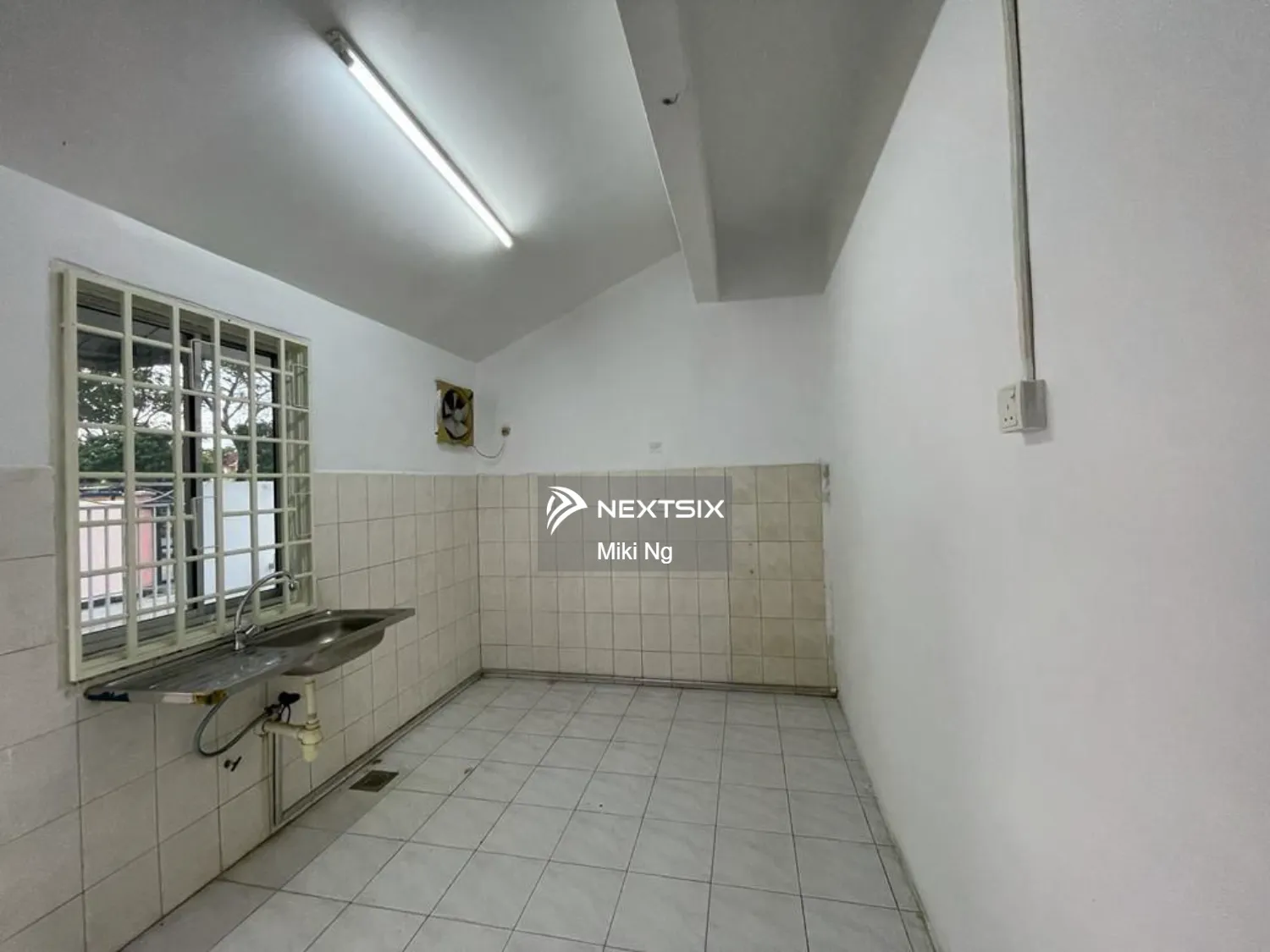 2-sty Terrace/Link House For Rent in Batu Maung Penang - Image 8