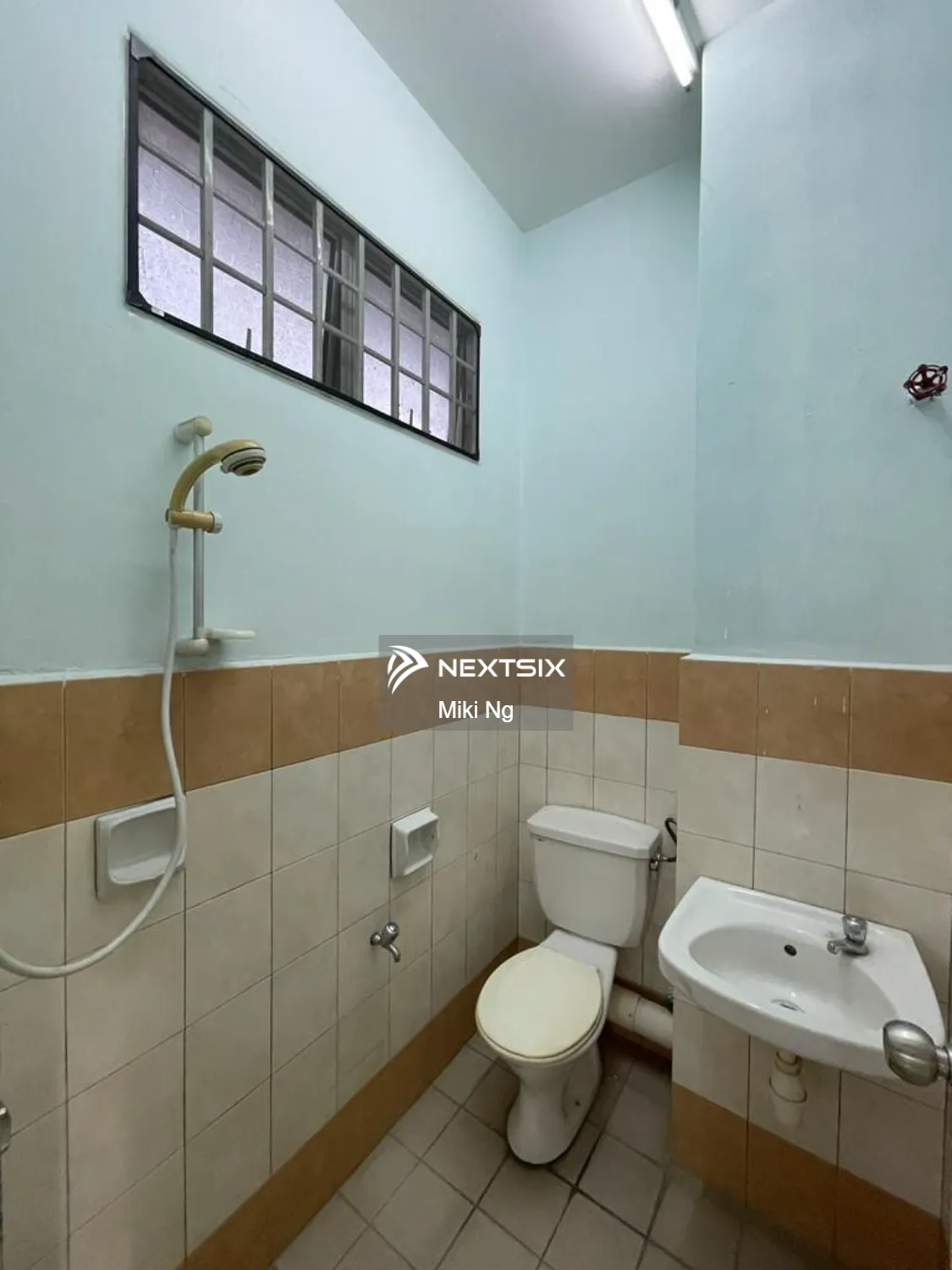 2-sty Terrace/Link House For Rent in Batu Maung Penang - Image 9