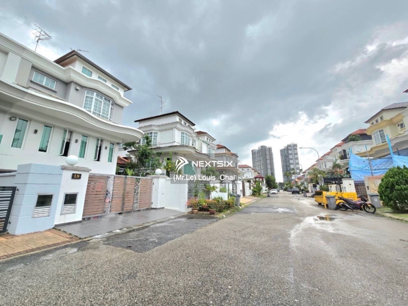 Semi-detached House For Sale in Plentong Johor