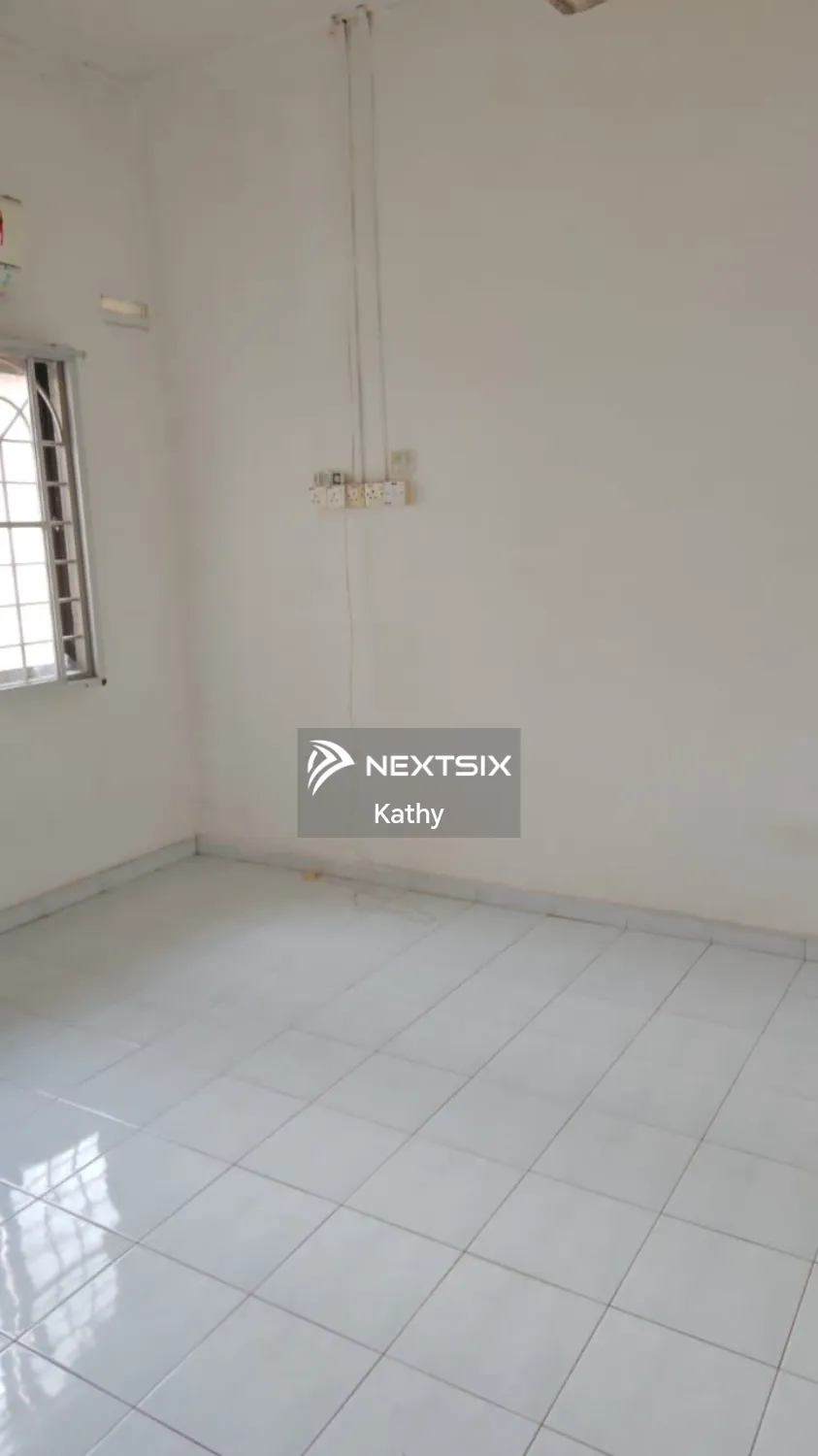 2-sty Terrace/Link House For Rent in Batu Berendam Melaka