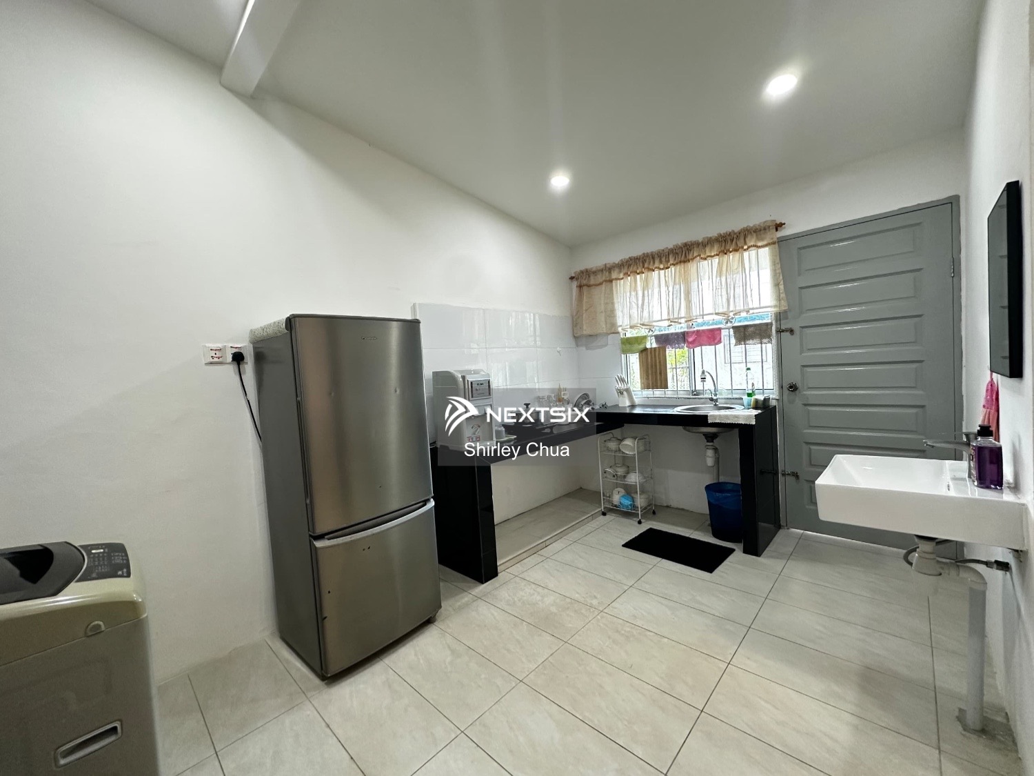 1-sty Terrace/Link House For Sale in Kuching Sarawak - Image 7