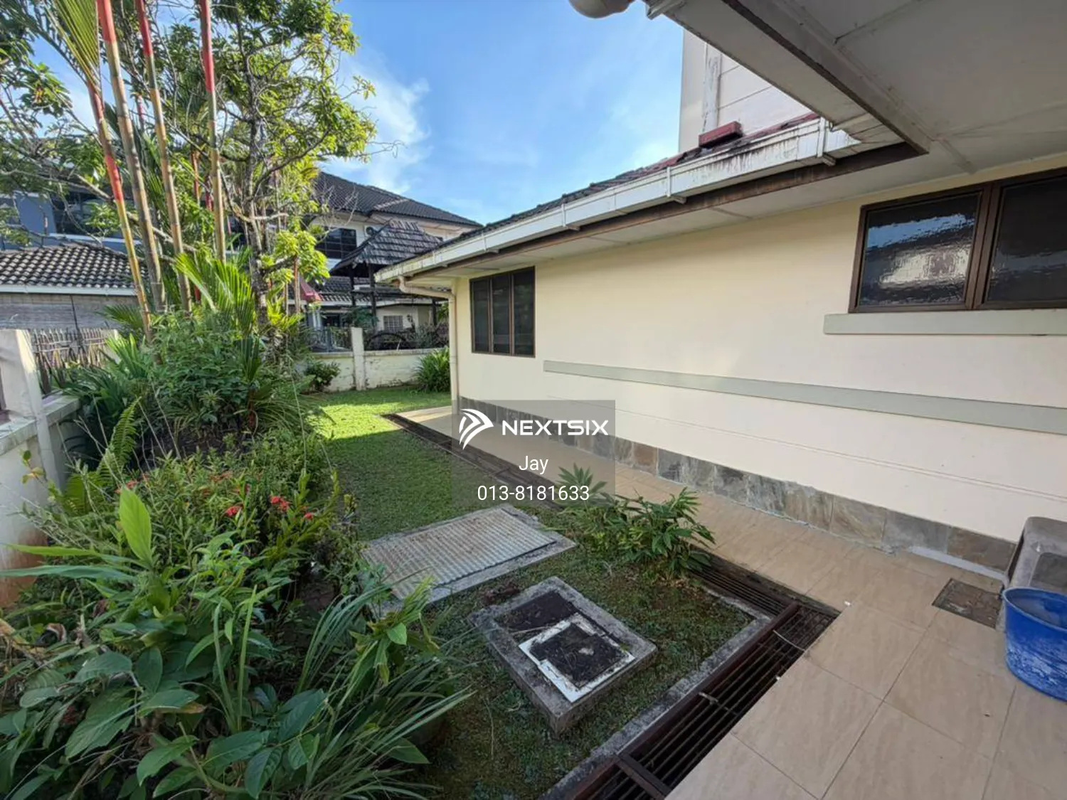 Semi-detached House For Sale in Kuching Sarawak - Image 11