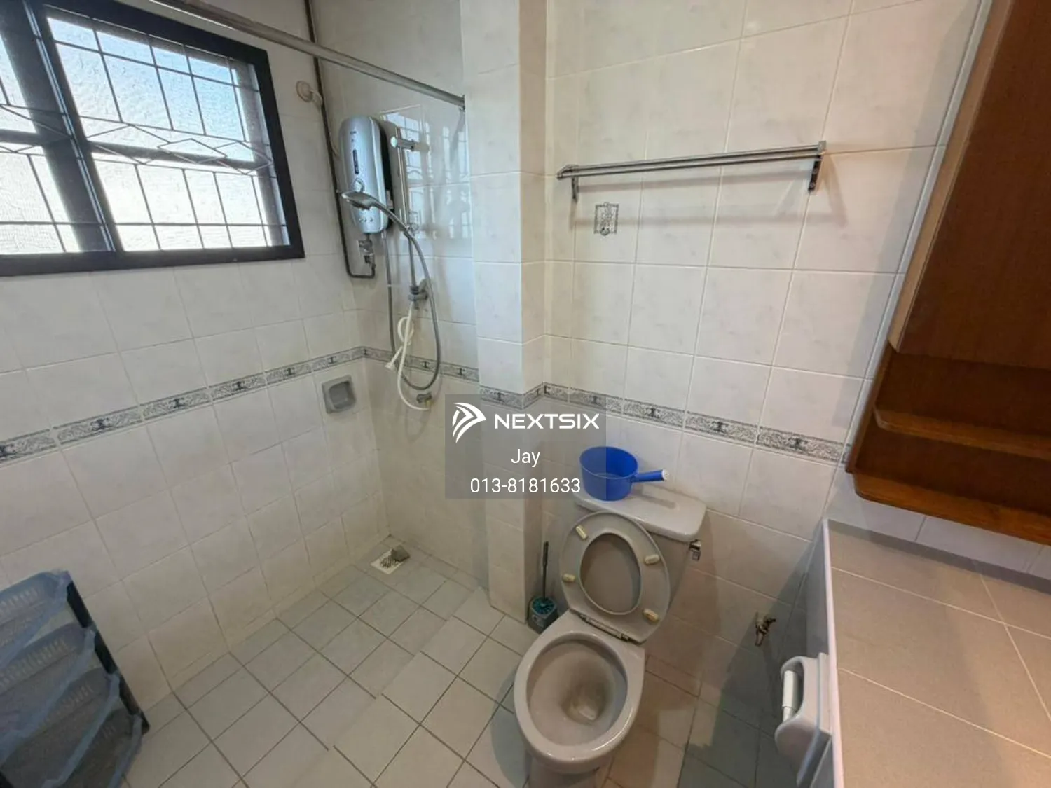 Semi-detached House For Sale in Kuching Sarawak - Image 12