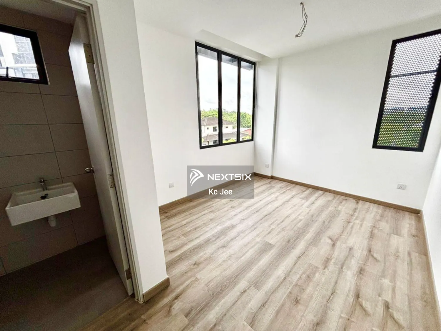 Serviced Residence For Sale in Kuching Sarawak - Image 7