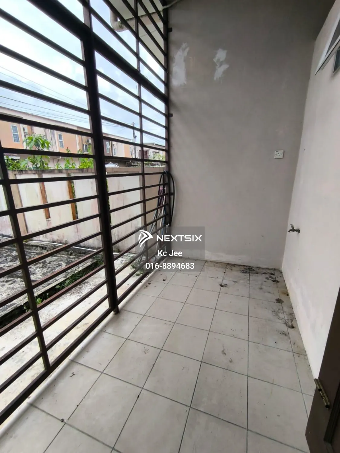2-sty Terrace/Link House For Sale in Kuching Sarawak - Image 8