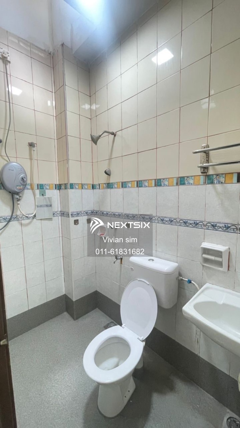 2-sty Terrace/Link House For Sale in Johor Bahru Johor - Image 5