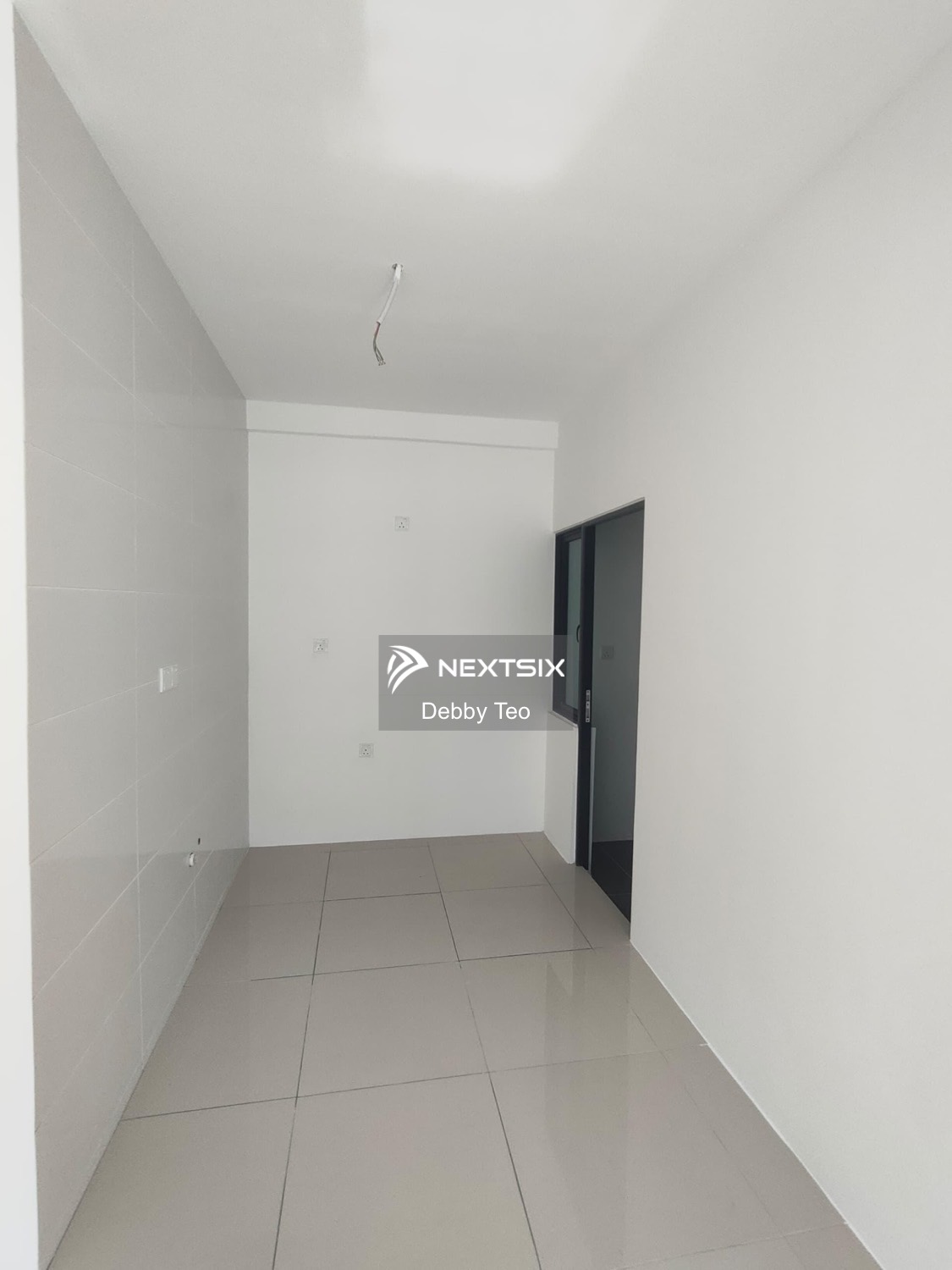 Condominium floor plan - Image 6