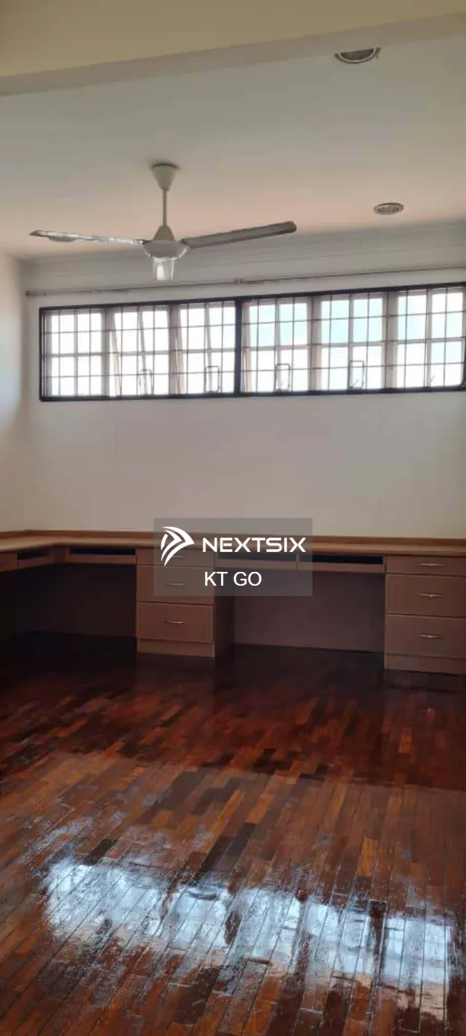 2.5-sty Terrace/Link House For Sale in Bandar Puteri Puchong Selangor - Image 6