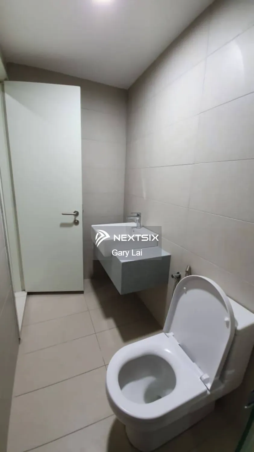 Condominium For Rent in Seri Kembangan Selangor - Image 11