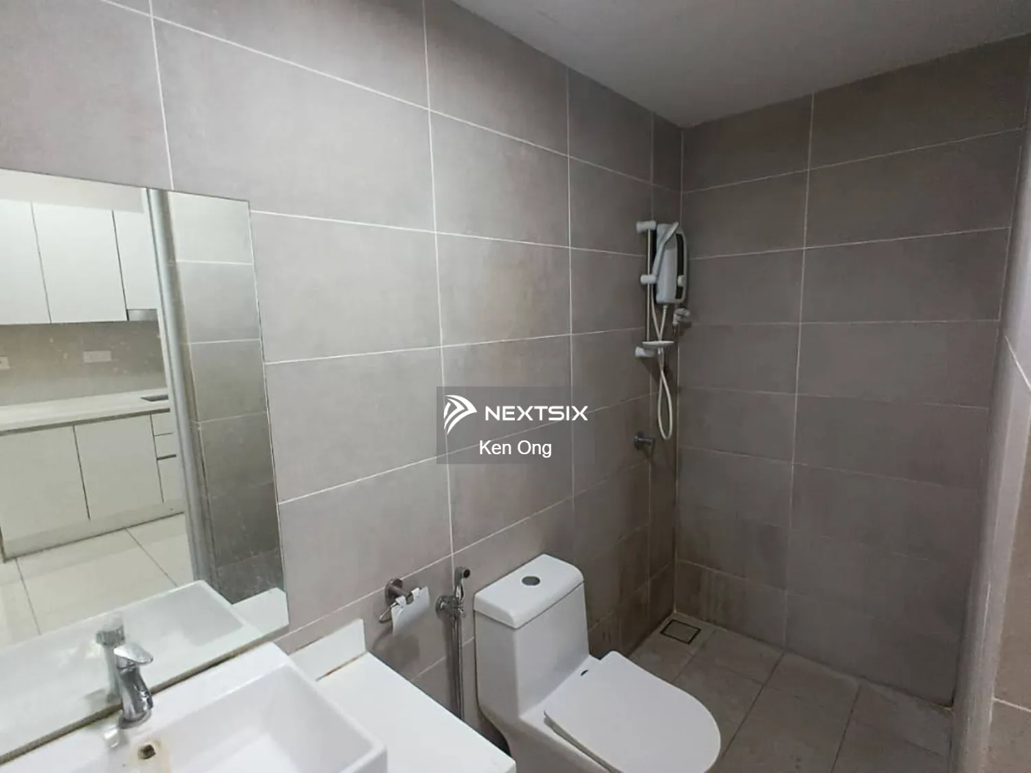 Serviced Residence For Rent in Glenmarie Selangor - Image 7