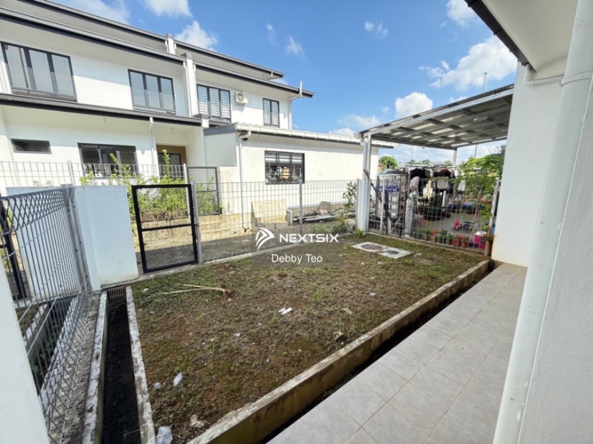 2-sty Terrace/Link House For Sale in Kuching Sarawak - Image 12