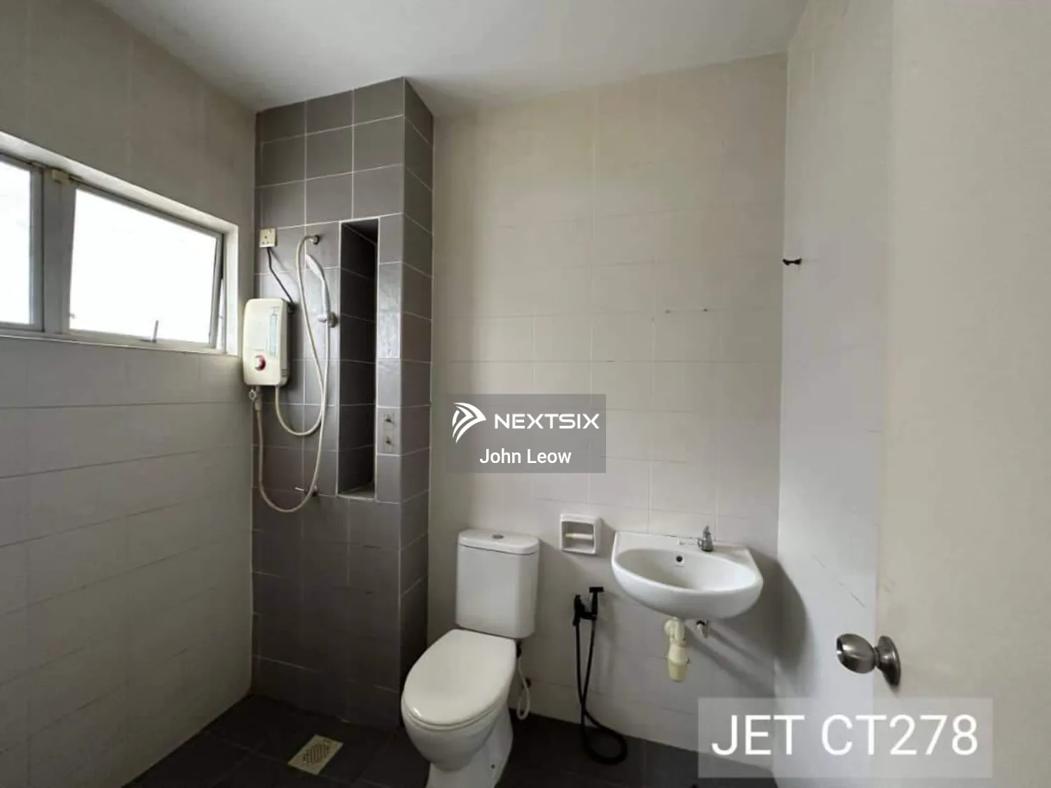 Semi-detached House For Sale in Klang Selangor - Image 15