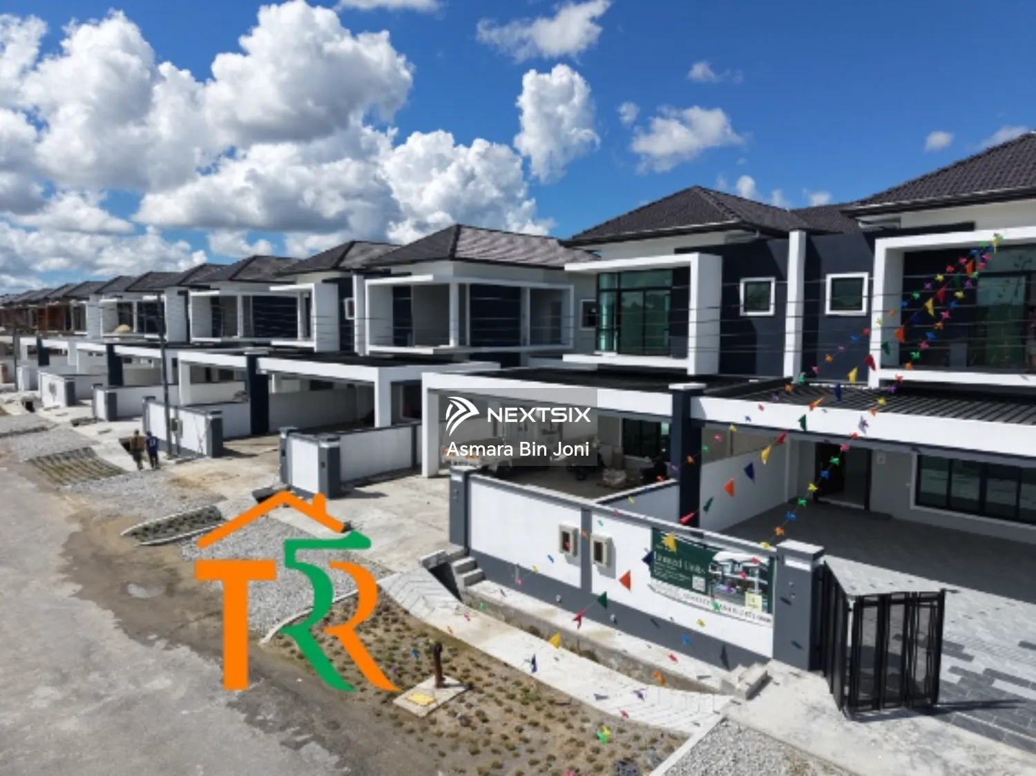 Semi-detached House For Sale in Kuching Sarawak