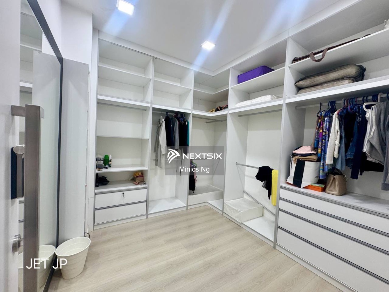 Semi-detached House For Sale in Klang Selangor - Image 6