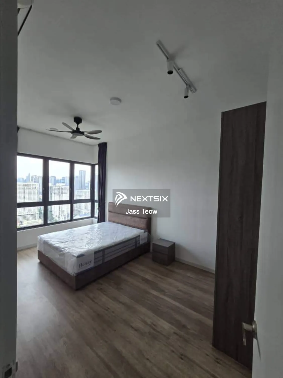 Serviced Residence For Sale in KL City Wilayah Persekutuan Kuala Lumpur - Image 11