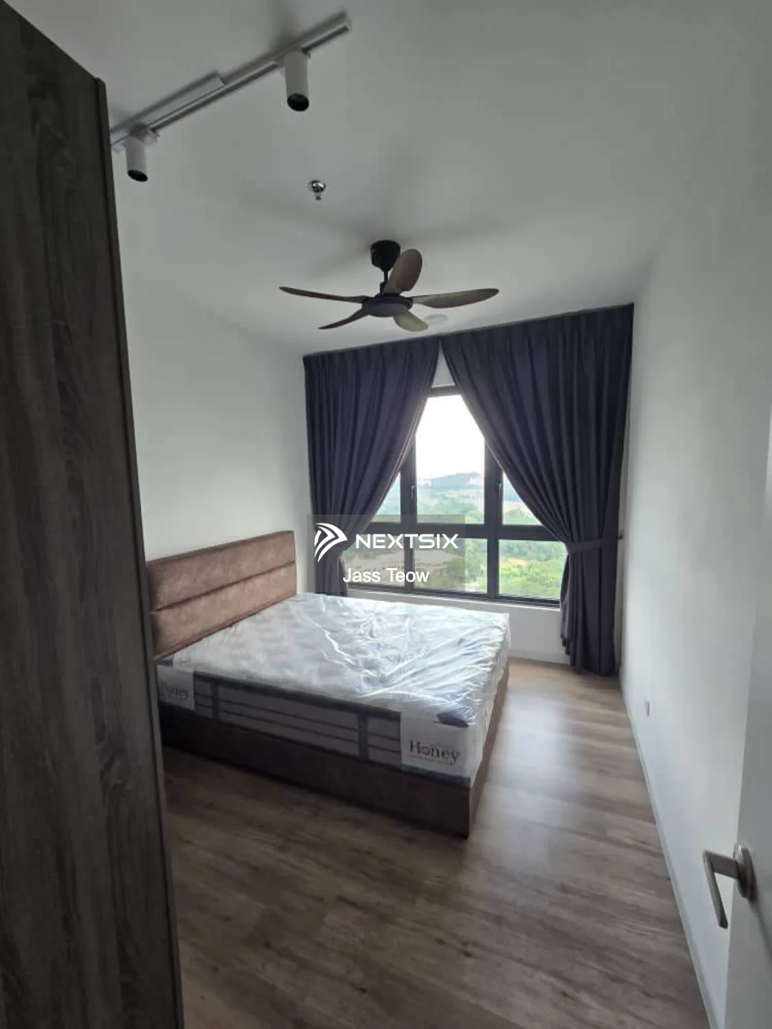 Serviced Residence For Sale in KL City Wilayah Persekutuan Kuala Lumpur - Image 13