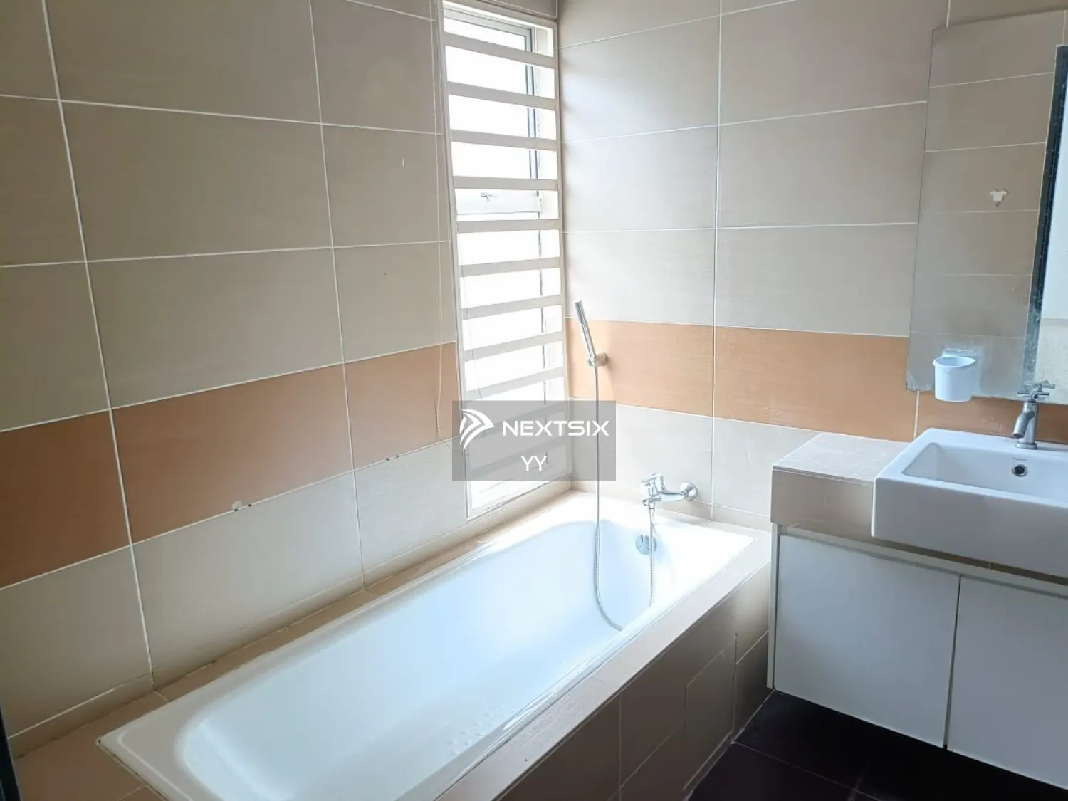 Semi-detached House For Sale in Sungai Buloh Selangor - Image 14