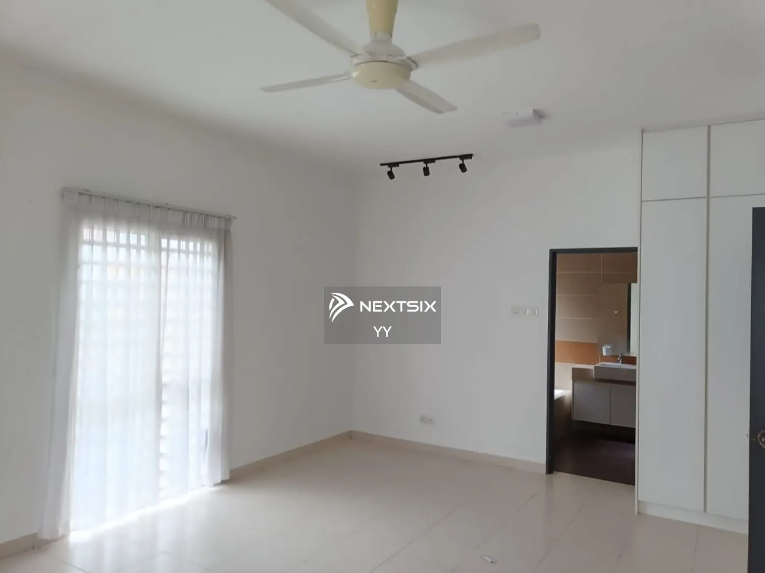Semi-detached House For Sale in Sungai Buloh Selangor - Image 17