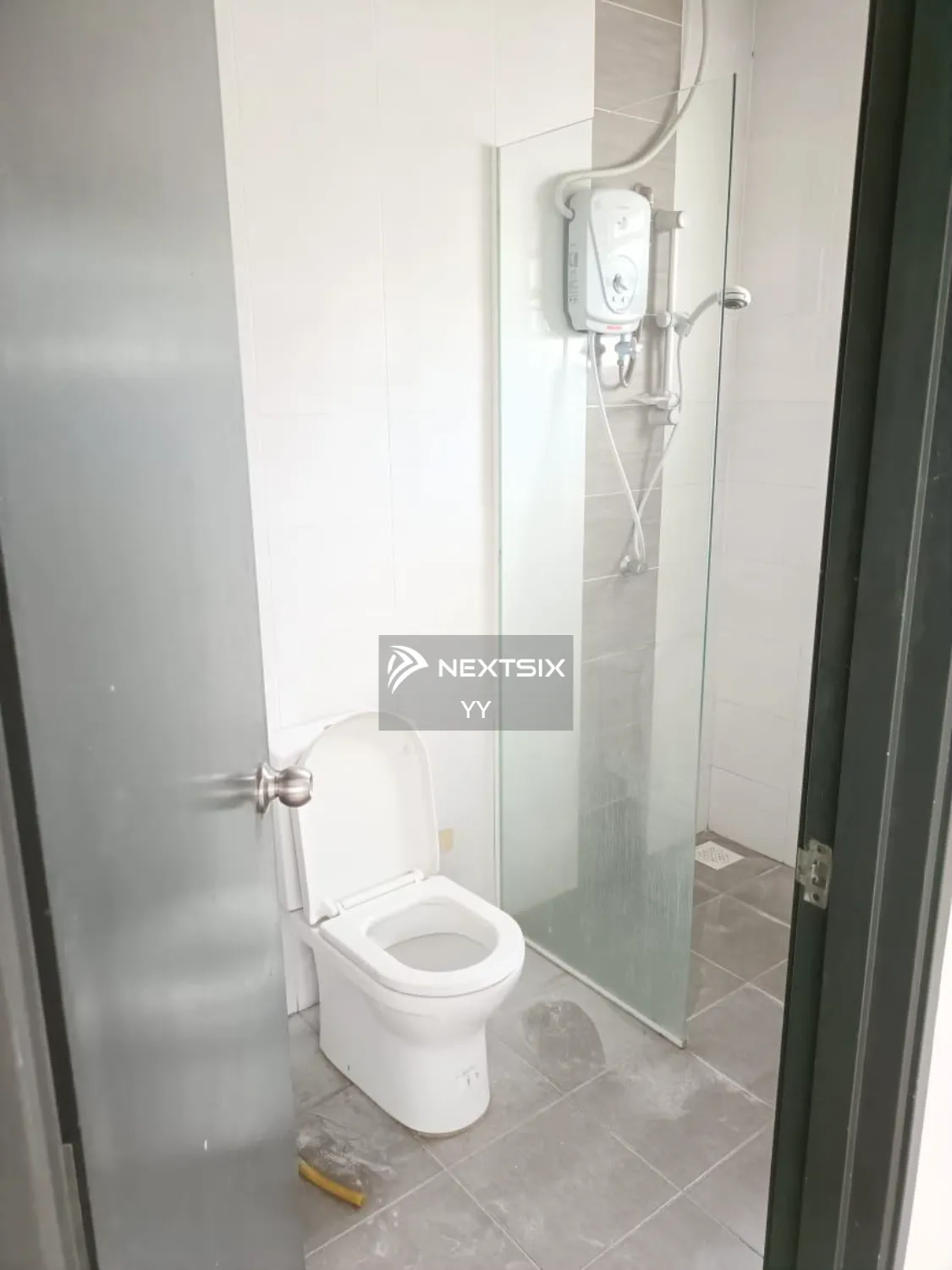 Semi-detached House For Sale in Sungai Buloh Selangor - Image 18